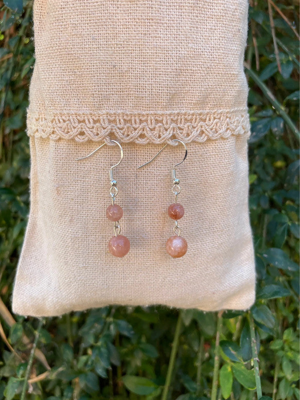 Boucles d'oreilles pendantes à 2 boules en pierre du Soleil naturelle, Made in France