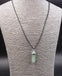 Collier avec pendentif pointe hexagonale en Aventurine naturelle d'Inde