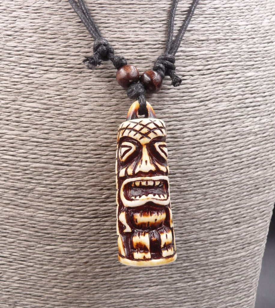 Collier avec pendentif Tiki - bijou Polynésien