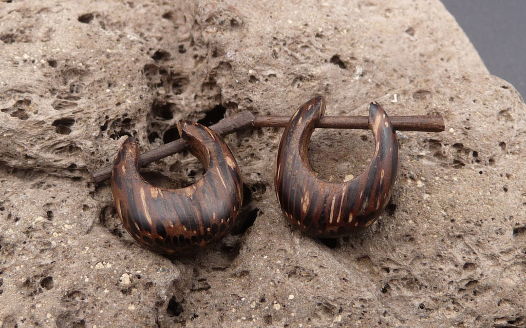 Boucles d'oreilles créoles piercing en bois de cocotier