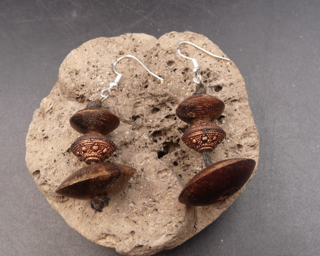 Boucles d'oreilles en graines de Guyane et bois