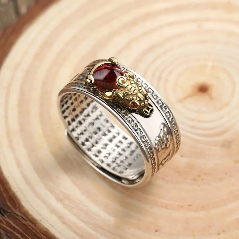 Bague Mantra Tibétaine Bouddhiste Feng Shui Pixiu en argent 999 et grenat