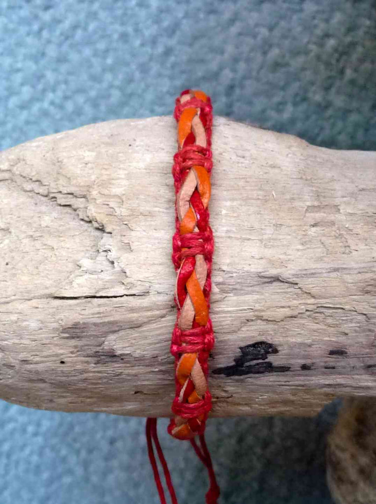 Bracelet réglable en cuir tressé naturel rouge orange et coton rouge