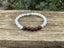 Bracelet élastique Lithothérapie en Howlite naturelle et Grenat 6mm