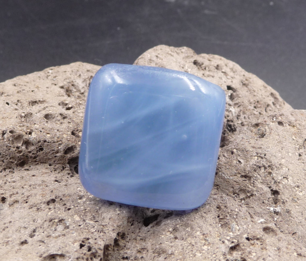 Bague de créateur en pâte de verre bleue