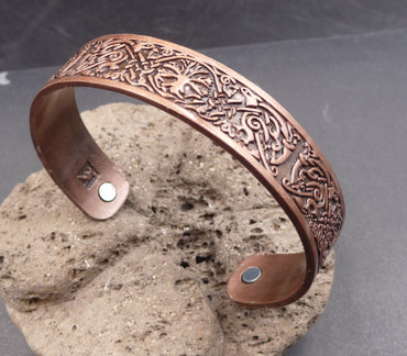 Bracelet magnétique en cuivre Triquetera, bracelet dieu hindou gravé,  bracelet manchette martelé, bracelet antidouleur avec aimant -  France