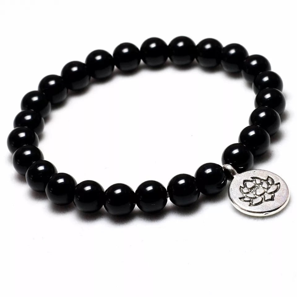 Bracelet Mala Tibétain en Onyx naturel 6 mm et breloque Lotus