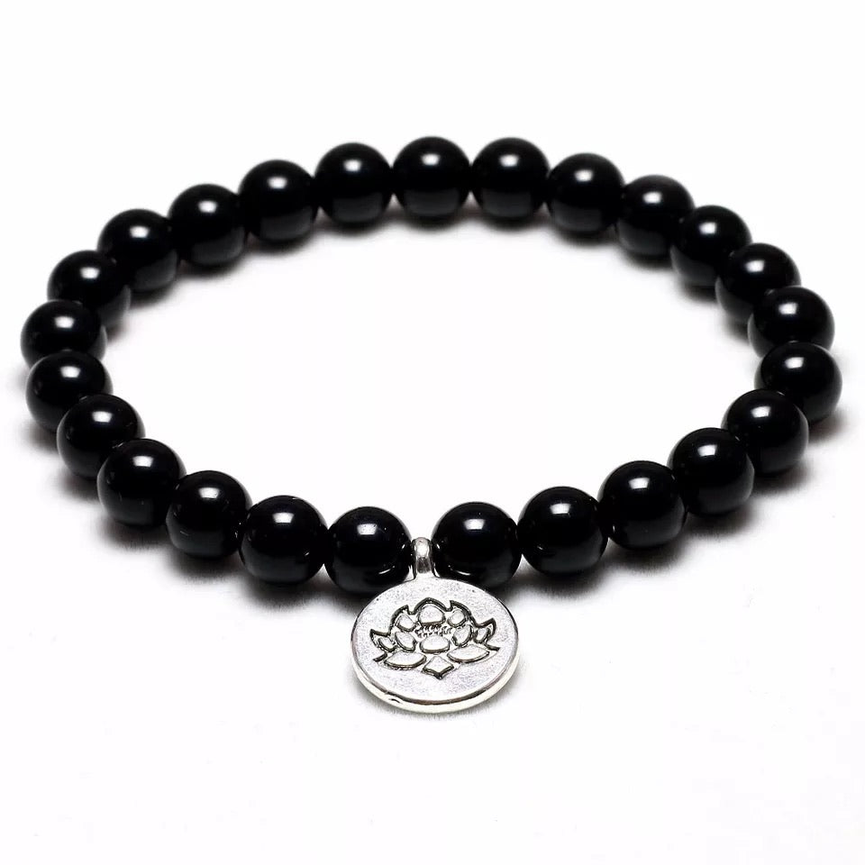 Bracelet Mala Tibétain en Onyx naturel 6 mm et breloque Lotus