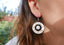 Boucles d'oreilles Gili beiges en nacre et coquillage